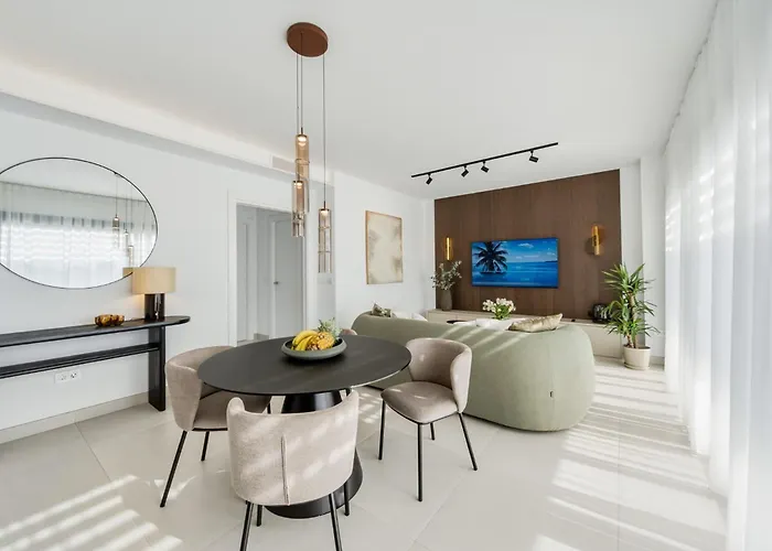 Duplex Penthouse Rooftop Jacuzzi Terrace Views